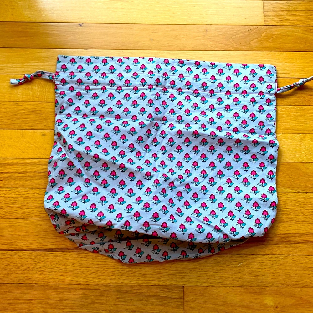 Medium Vera Bradley Ditty Bag